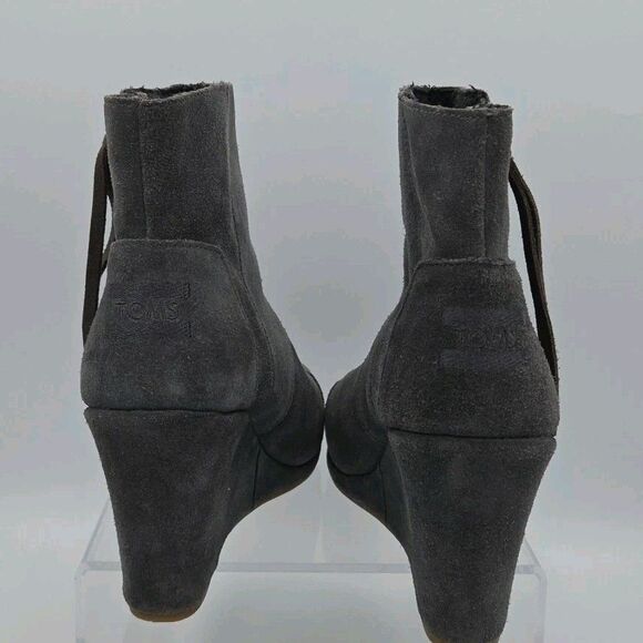 Toms Suede Wedge Boots Gray 8 Ankle Bohemian Business Casual Side Zip EUC - Picture 7 of 9